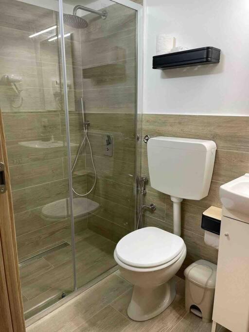 Bella Sicilia Apartment ปาแลร์โม ภายนอก รูปภาพ