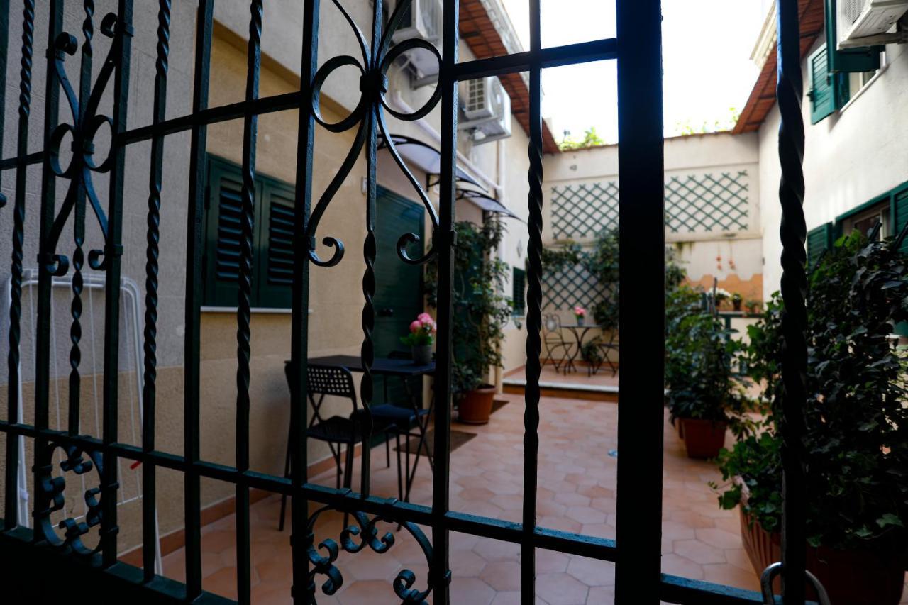 Bella Sicilia Apartment ปาแลร์โม ภายนอก รูปภาพ