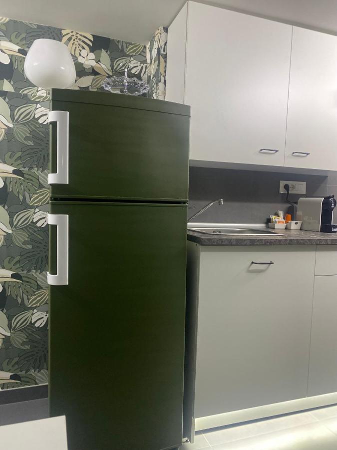 Bella Sicilia Apartment ปาแลร์โม ภายนอก รูปภาพ